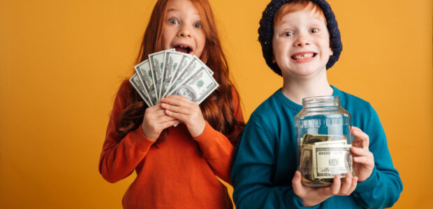 Easy and Creative Ways to Teach Your Kids About Money