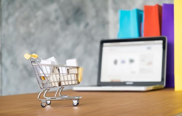 box-market-electronic-ordering-shop-basket