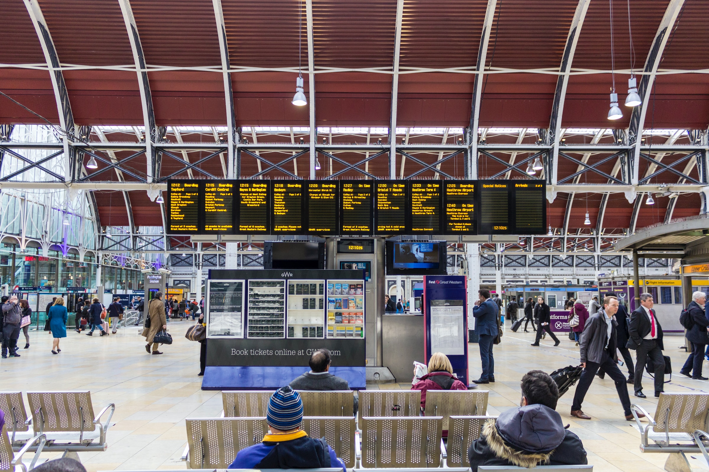 Paddington Station arrivals and departures board