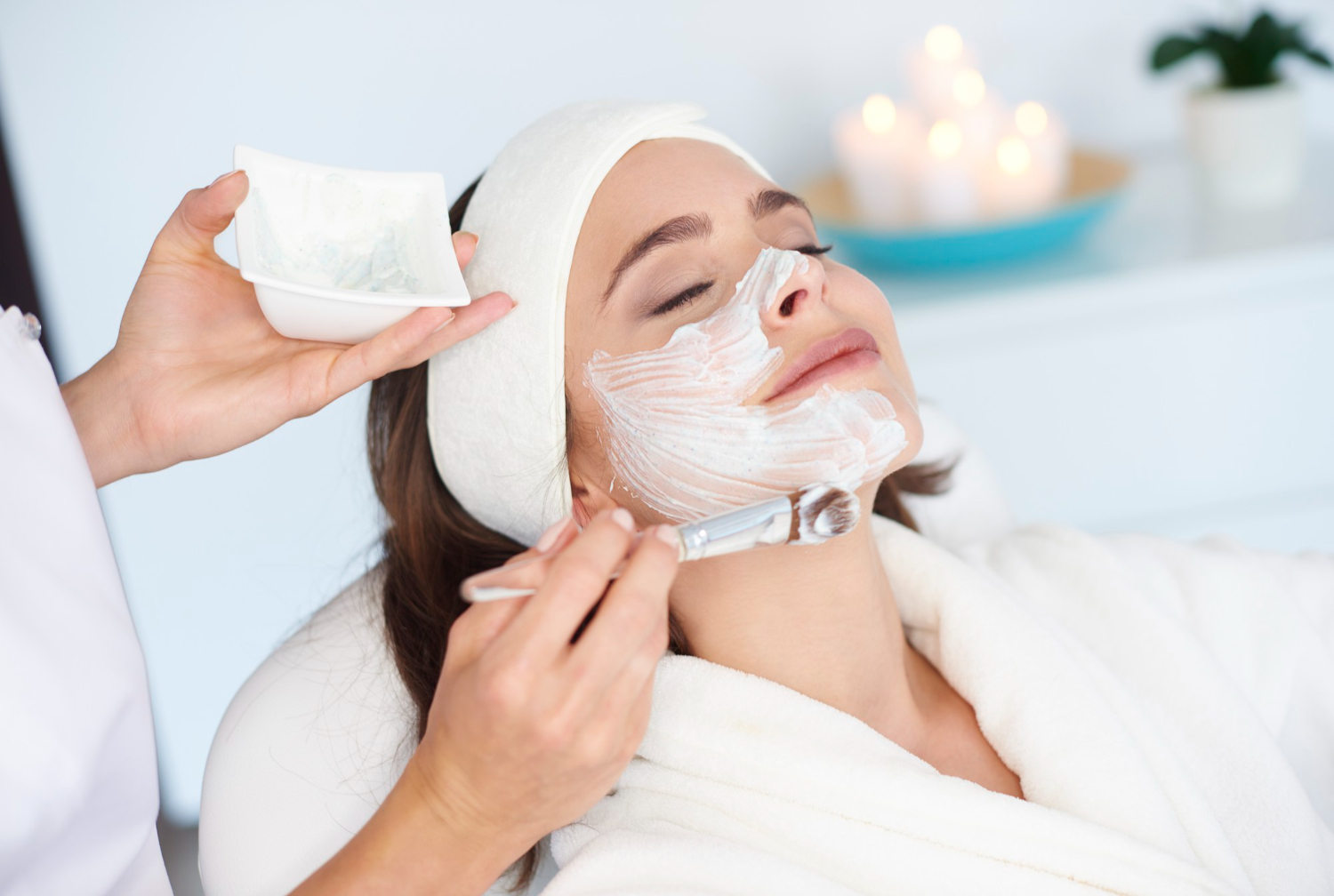 woman-getting-beauty-and-skincare-treatment