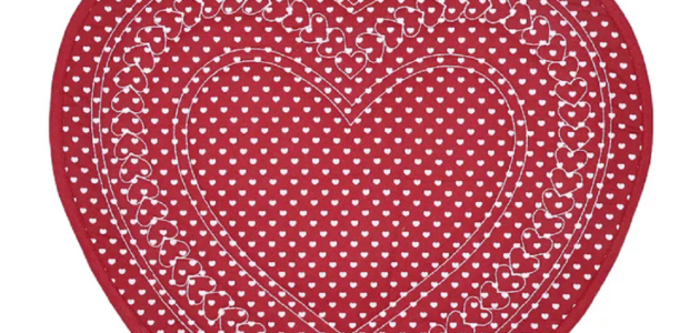Celebrate Together™ Valentines Day Reversible Quilted Heart Placemat